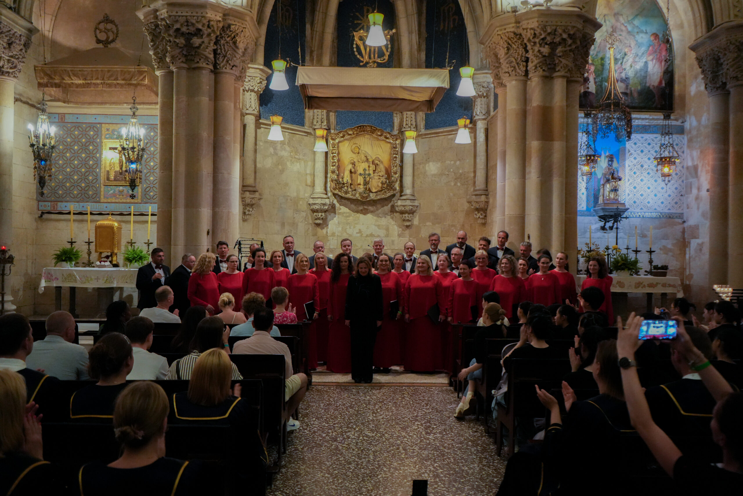 Collegium Technicum choir performing in a church in Barcelona, Golden Voices of Barcelona archive, July 2026.
