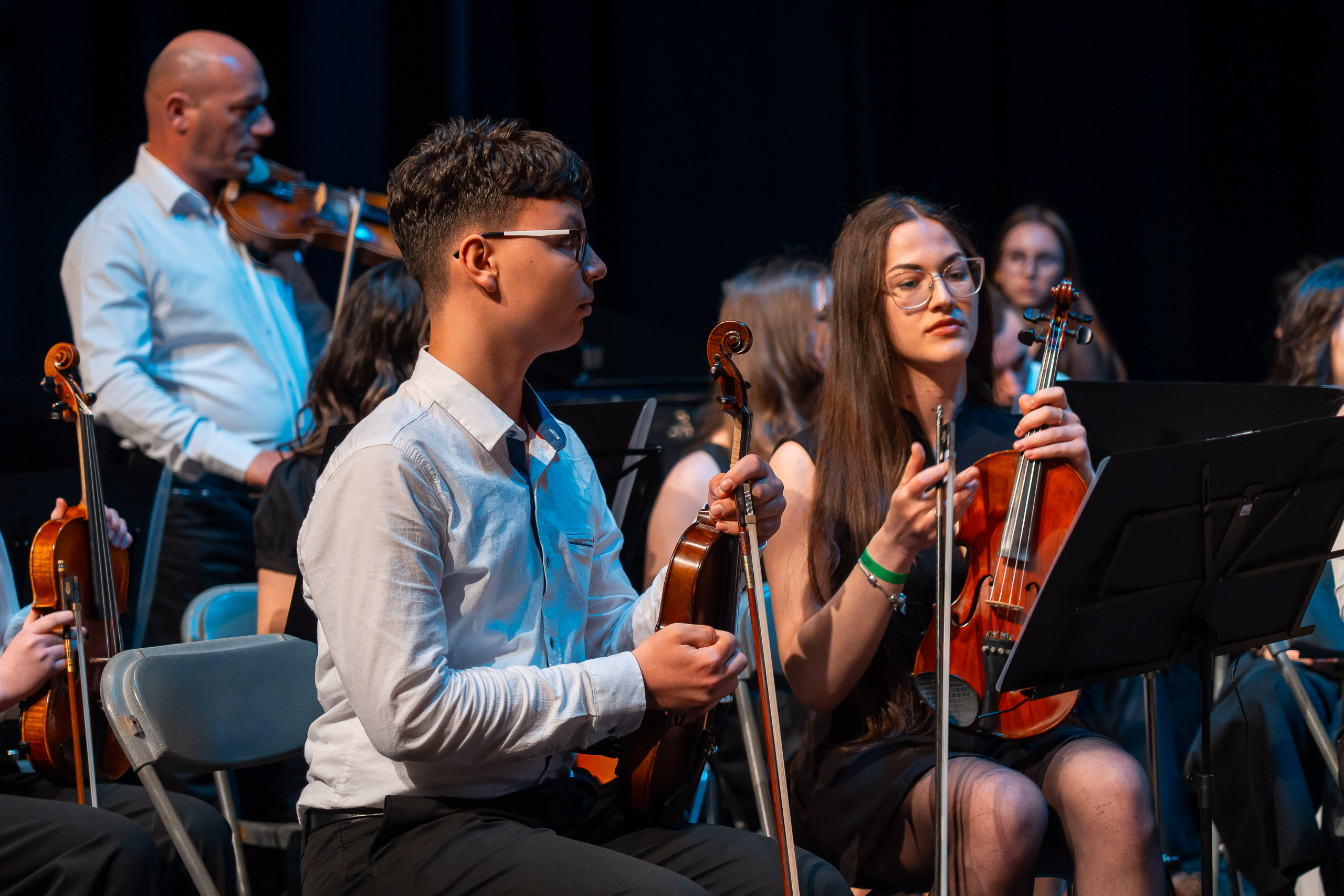 Violinists from Galli Musici performing at Spring Symphonies, archive 2026.